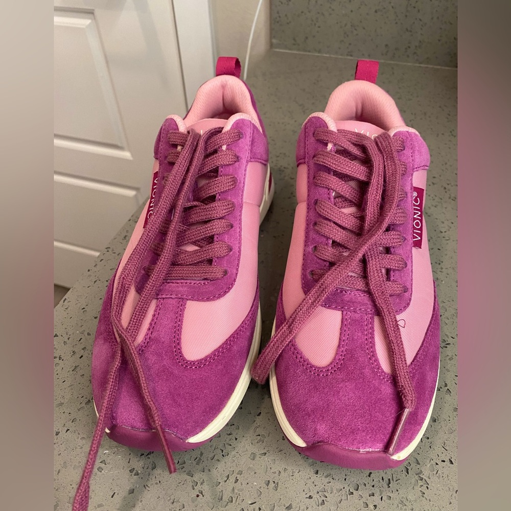 Vionic Curran Breilyn Casual Sneakers BRAND NEW